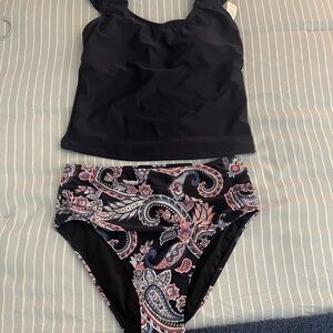 Cupshe Black and Pink Paisley Swim Set